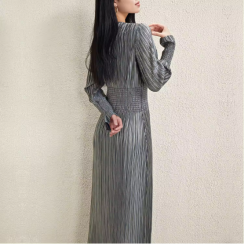 Womens Round Neck Pleated Long Sleeve Long Skirt